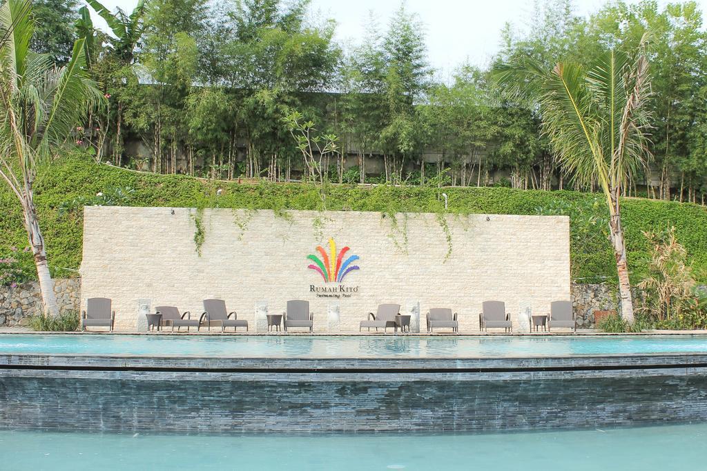 Rumah Kito Resort Hotel Jambi By Waringin Hospitality Exteriör bild